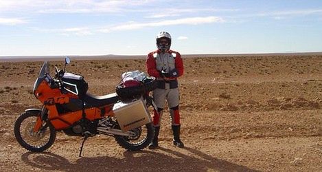 Pierwszy Polak amator w rajdzie Dakar