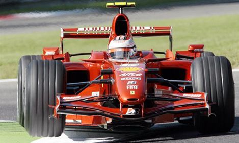 Kierowcy Ferrari najszybsi w Walencji