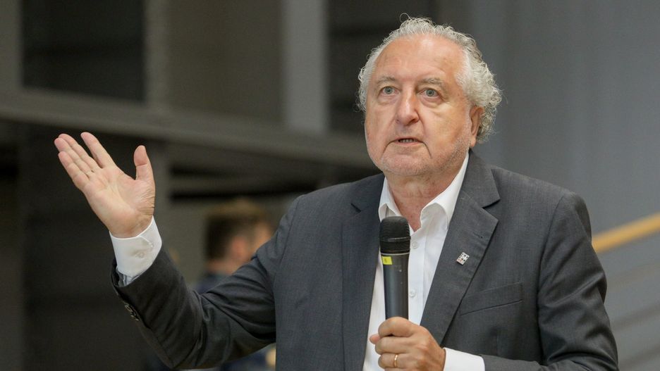 Andrzej Rzepliński – sędzia Trybunału Konstytucyjnego w stanie spoczynku.