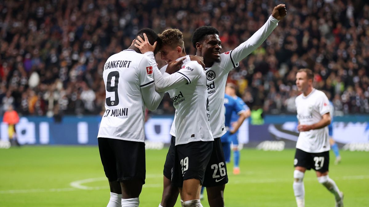 Zdjęcie okładkowe artykułu: Getty Images / Alex Grimm / Na zdjęciu: piłkarze Eintrachtu Frankfurt