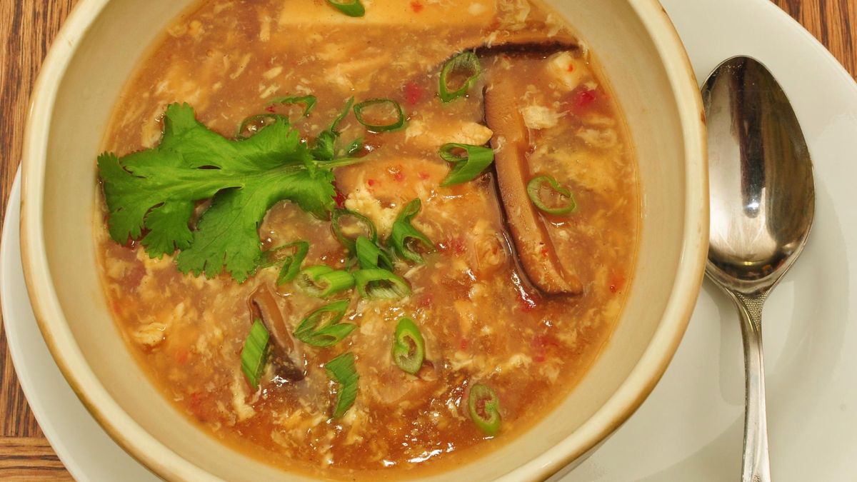 Zupa chińska ostro-kwaśna