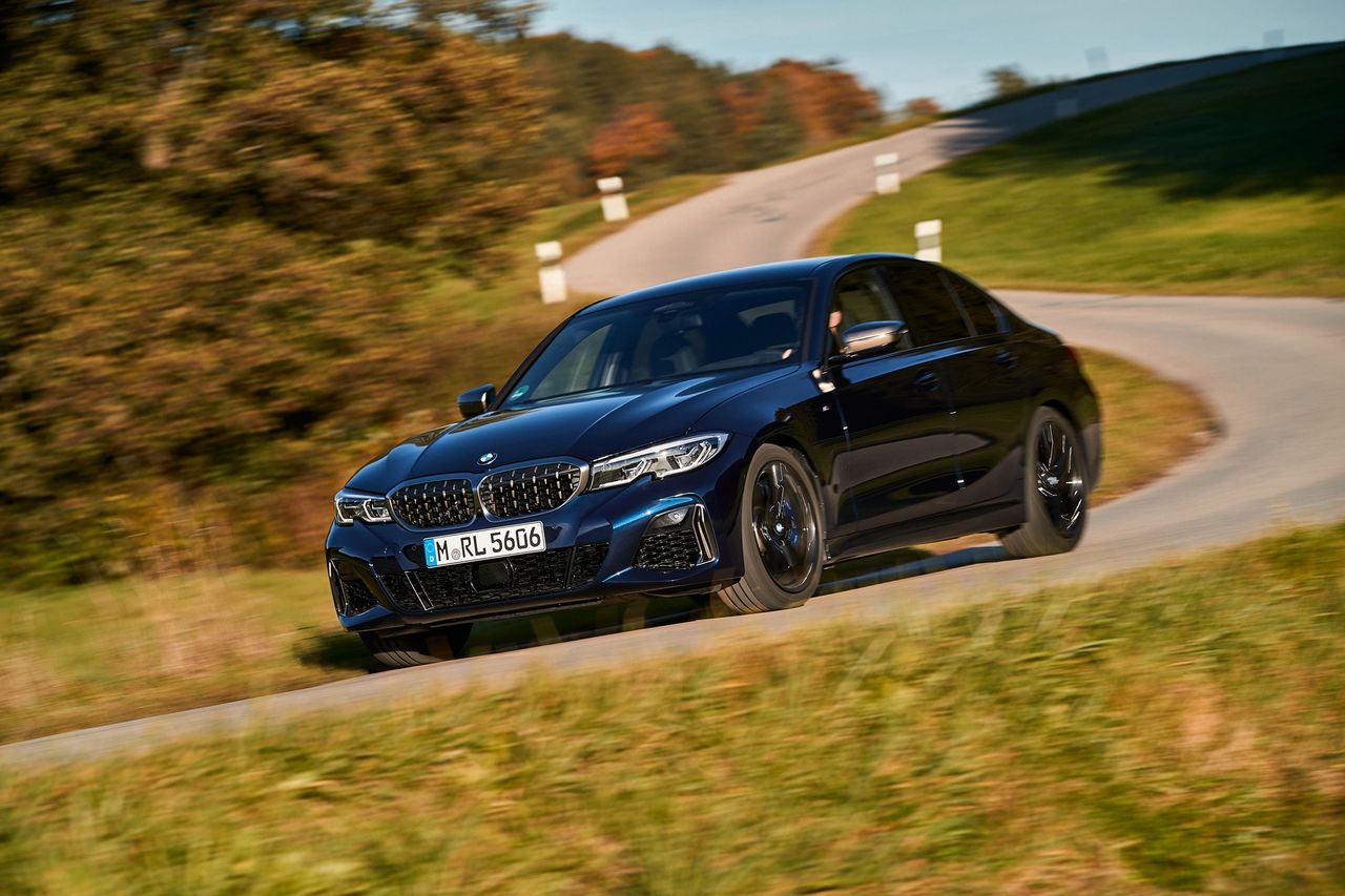 BMW M340i xDrive z 6-cylindrowym silnikiem. Auto dla prawdziwego fana marki