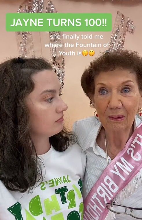 Jayne Burns na Tik Toku