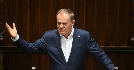Tusk odpowiada na słowa posła PiS. "Scenariusz napisany w Moskwie"