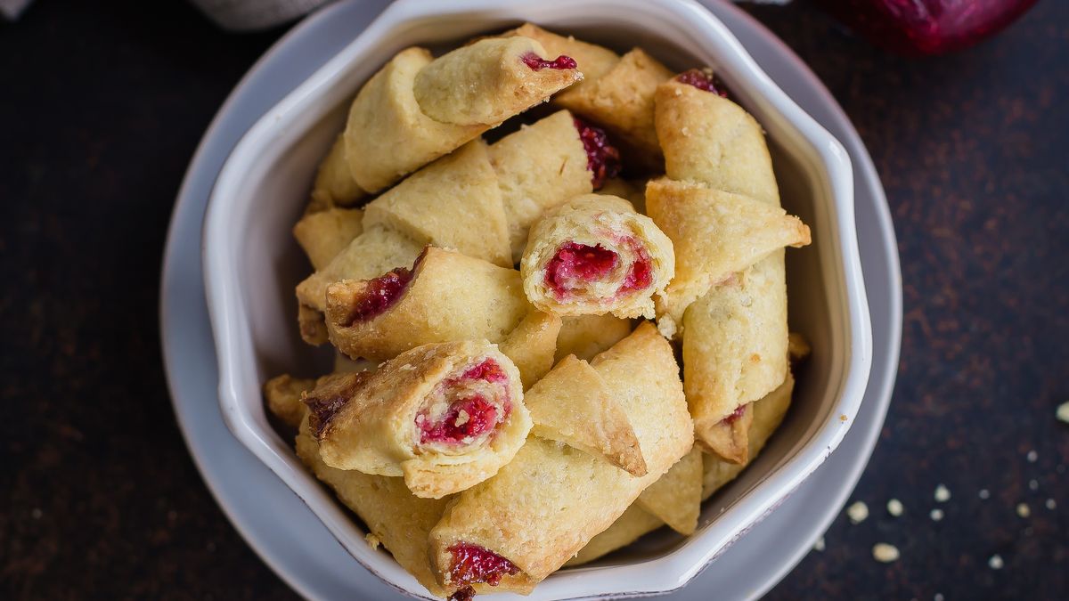 Rogaliki z 3 składników. Bez cukru, a chrupią jak z cukierni