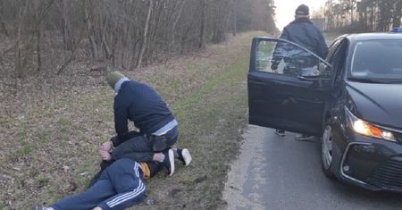 Świebodzin. Rzucił się na policjantów z bagnetem. Nie był "płotką"