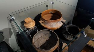 Białystok: Za nimi 70 lat odkrywania przeszłości. Otwarto jubileuszową wystawę archeologów z Muzeum Podlaskiego