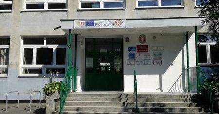 Wrocław. Miasto remontuje Szkołę Podstawową nr 61. Będzie winda i toaleta dla niepełnosprawnych