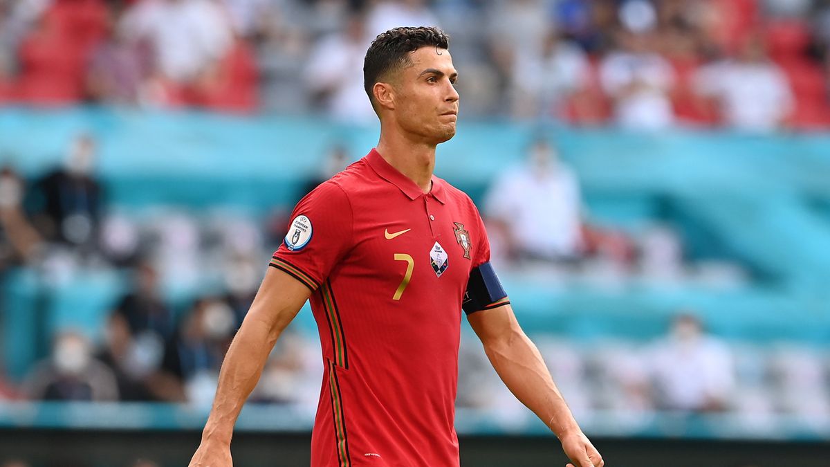 Zdjęcie okładkowe artykułu: PAP/EPA / Christof Stache / Na zdjęciu: Cristiano Ronaldo