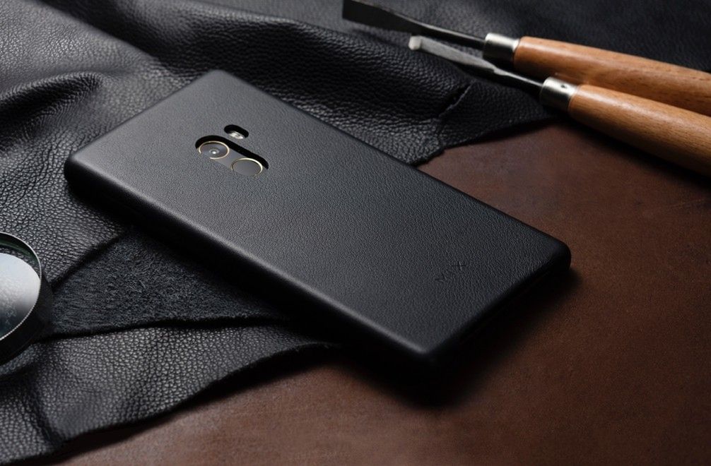 Zobacz jak wytrzymały jest bezramkowy Xiaomi Mi MIX 3
