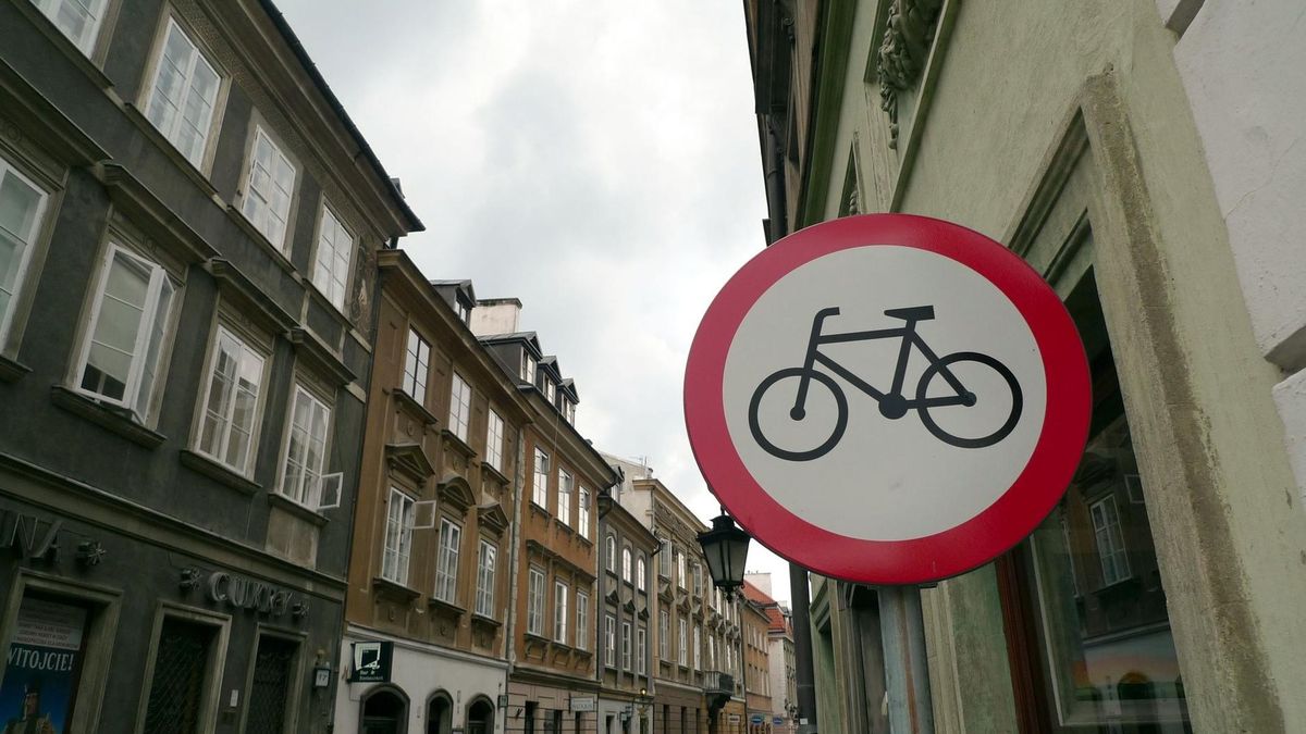 Ustawa przewiduje zakaz wjazdu wszelkich pojazdów do sterfy czystego transportu.