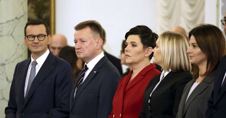 Fala komentarzy po zaprzysiężeniu. "Ogarnijcie się"
