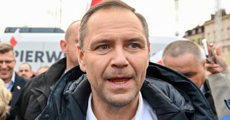 Sondaż po wybuchu afery z mieszkaniem Nawrockiego. Polacy zabrali głos