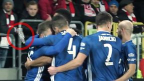PKO Ekstraklasa. Skandal w derbach Krakowa. Jakub Błaszczykowski trafiony szklaną butelką