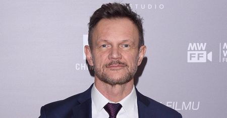 Cezary Pazura pokazuje mięśnie. Fani pytają, jakie sterydy bierze