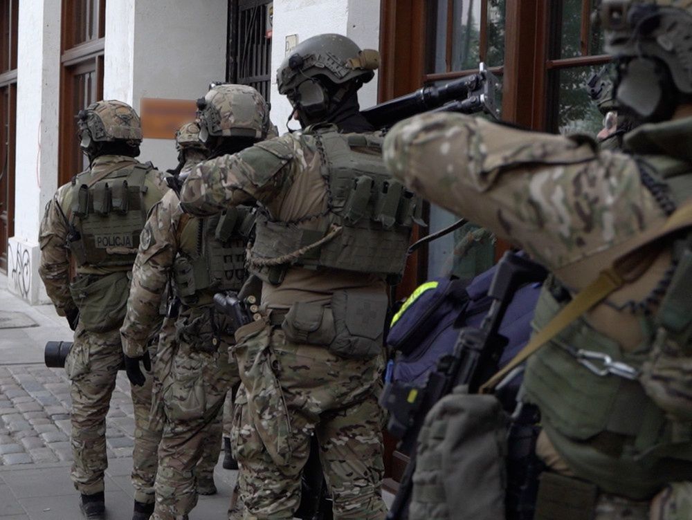 Policja rozbiła gang włamywaczy. Luksusowe wille celem przestępców