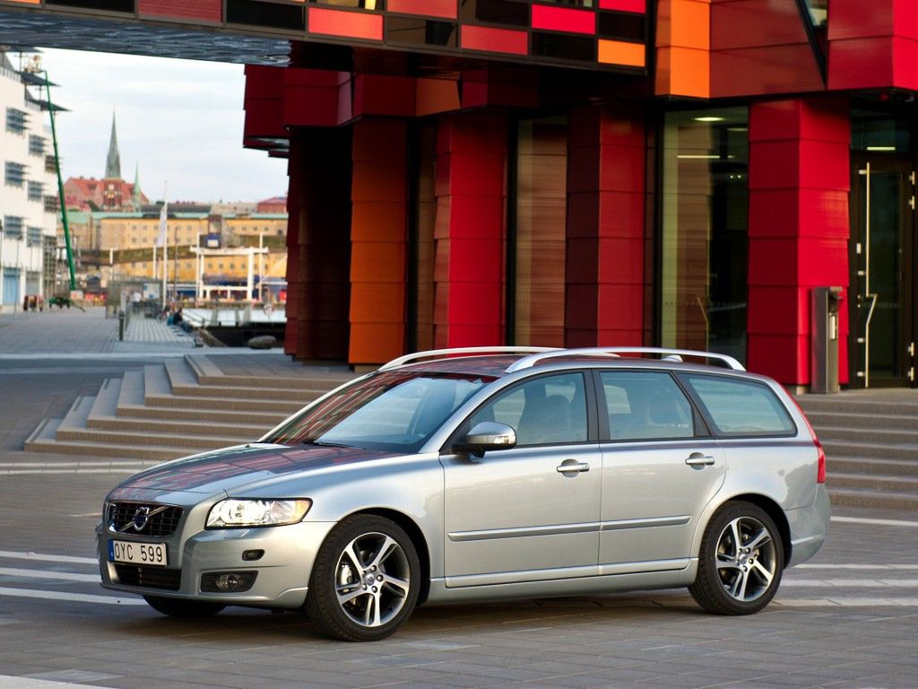 Volvo V50