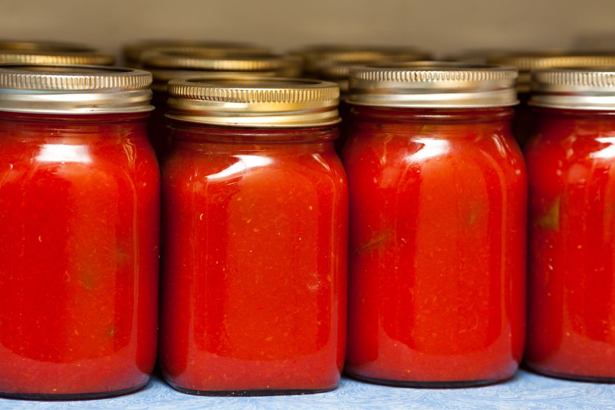 Tomato sauce for jars for winter. An idea for a quick dinner.
