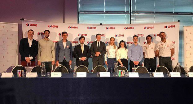 Lotos sponsorem 8 sportowców, w tym Kacpra Majchrzaka i Piotra Myszki