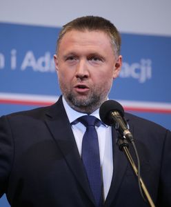 Incydent z Black Hawkiem. Minister o "szokujących" ustaleniach