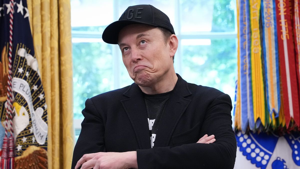Majątek Elona Muska przebił bilion dolarów po debiucie SpaceX