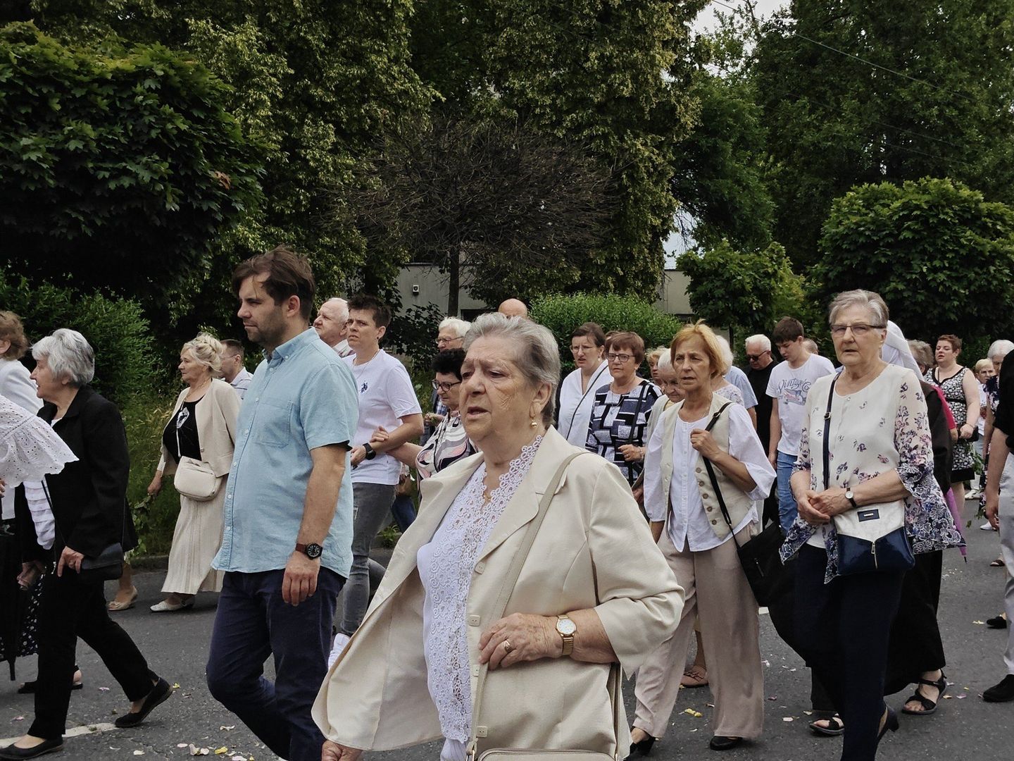 Kliknij strzałkę, aby przejść do następnego zdjęcia!