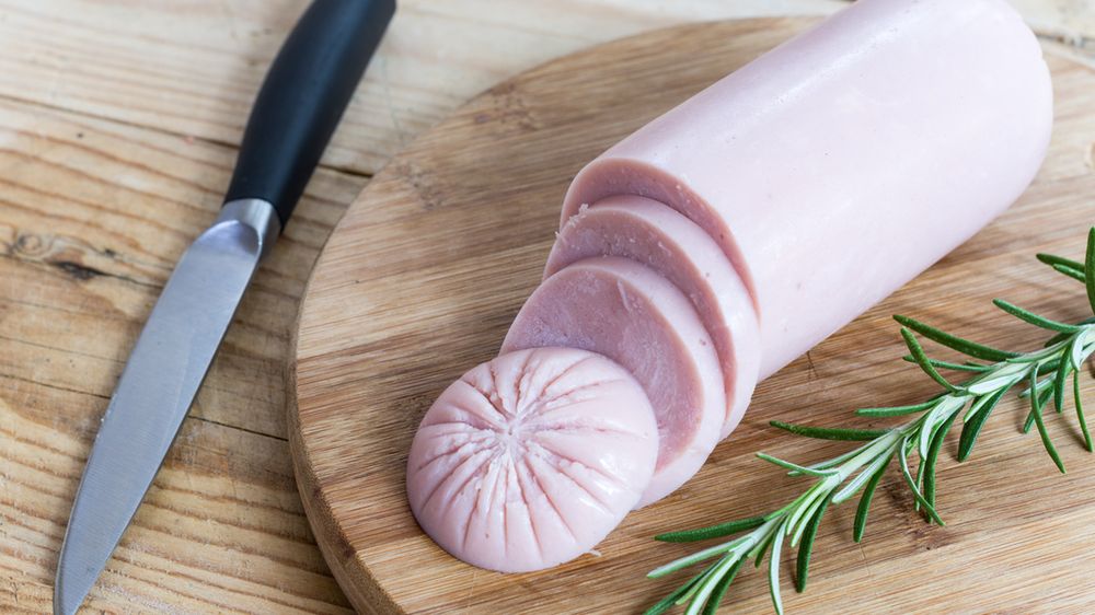 Wieprzowa kiełbasa bolońska