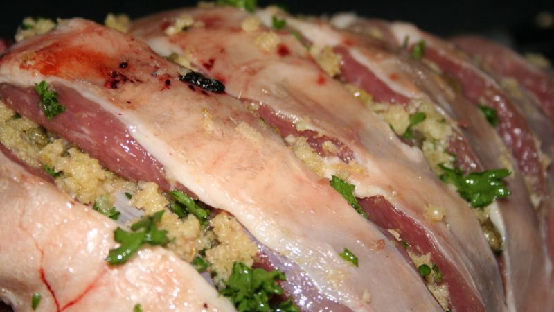 Surowy udziec jagnięcy (samo mięso, II klasa mięsa)