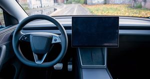 Wnętrze nowoczesnego samochodu