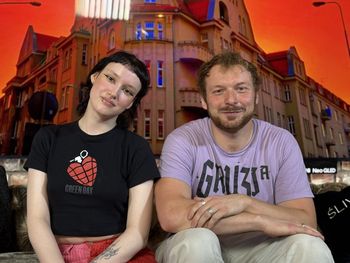 Poznań śmieje się po angielsku – co to English Stand-up Open Mic?