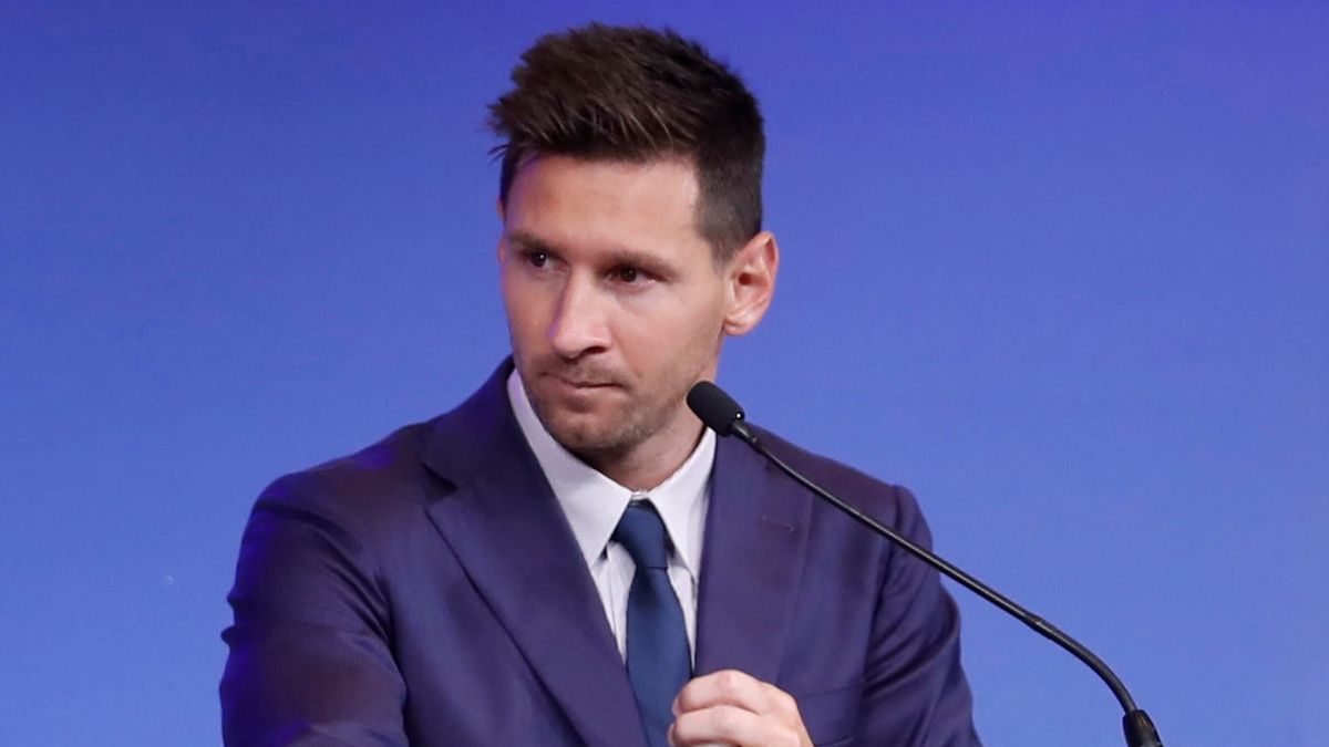 PAP/EPA / ANDREU DALMAU / Na zdjęciu: Lionel Messi