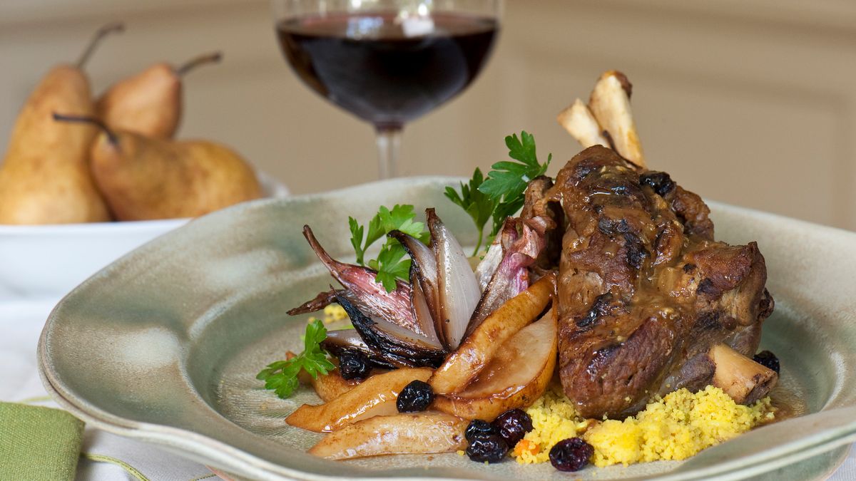 Pieczona goleń jagnięca (mięso i tłuszcz, II klasa mięsa)