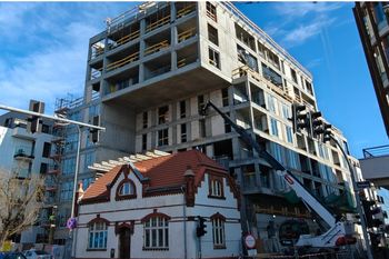 Nowy apartamentowiec "pochłania" zabytek. Nietypowa inwestycja w Poznaniu