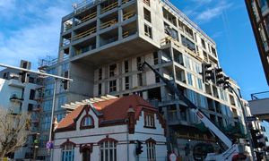 Nowy apartamentowiec "pochłania" zabytek. Nietypowa inwestycja w Poznaniu