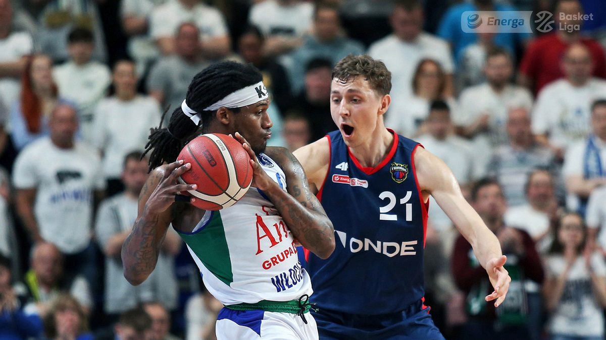 Zdjęcie okładkowe artykułu: Materiały prasowe / Andrzej Romański / Energa Basket Liga / Na zdjęciu: Dykes i Diduszko