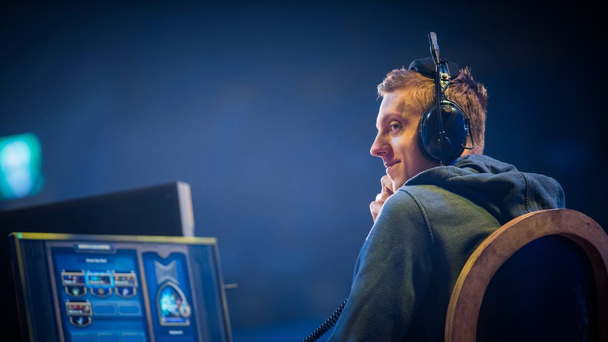 Materiały prasowe / Blizzard Entertainment / Na zdjęciu: Kacper Kwieciński