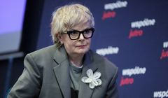 Onet pomylił Karolinę Korwin-Piotrowską z sędzią TK. Dziennikarka ostro reaguje