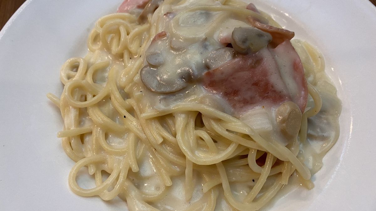 Tłuste potrawy, w tym sosy, szczególnie uderzają w trzustkę