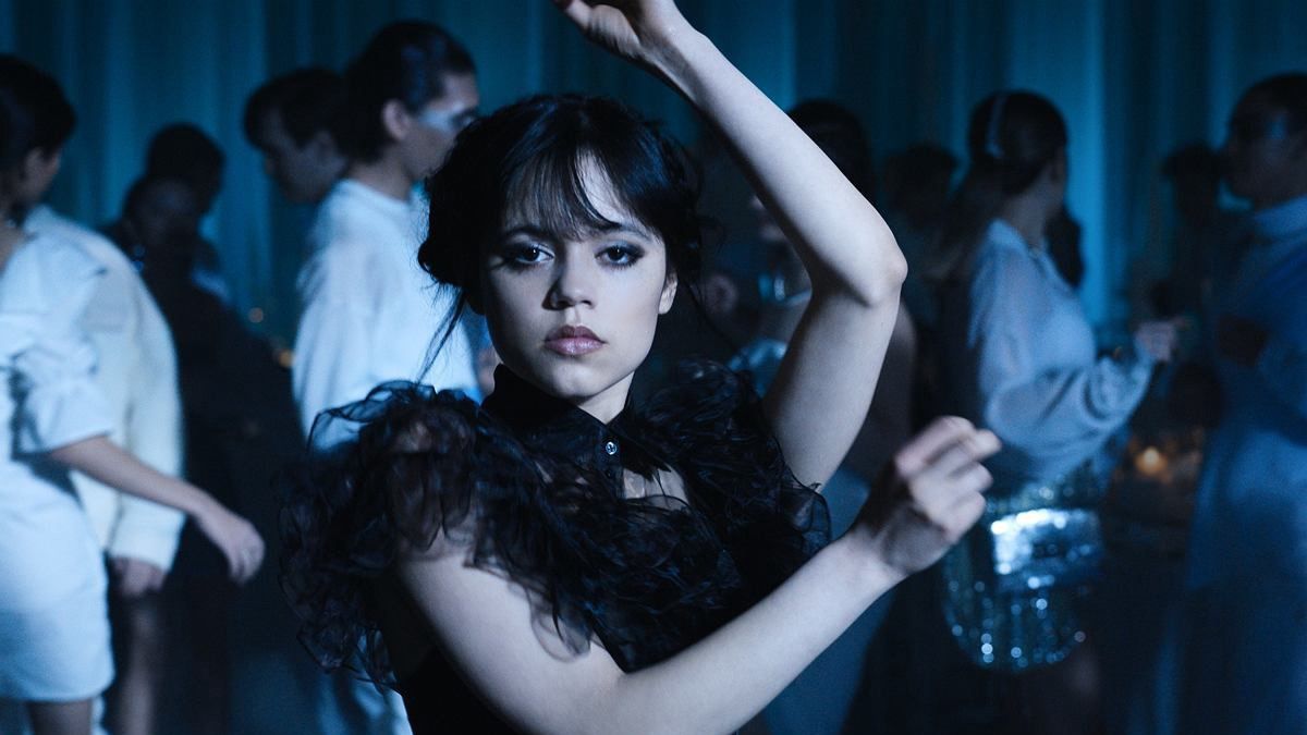 "Wednesday". Jenna Ortega jest gwiazdą Netfliksa. W dzieciństwie robiła autopsje na zwierzętach