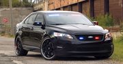 Zakamuflowany radiowóz | Ford Taurus na targach SEMA