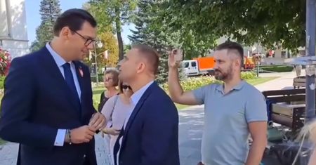 Spięcie na linii Bąkiewicz-Frysztak. "Pan chce się konfrontować?"