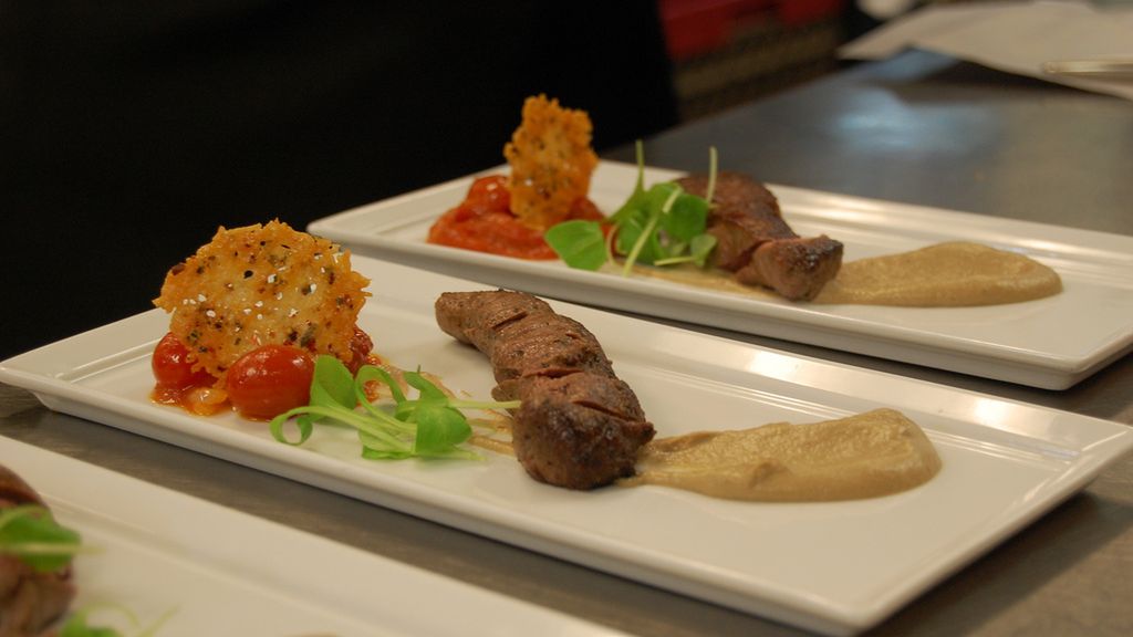 Opiekany comber jagnięcy (mięso i tłuszcz, II klasa mięsa)