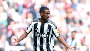 Gwiazdor się buntuje i chce wymusić transfer. Nie zagra przez rok?