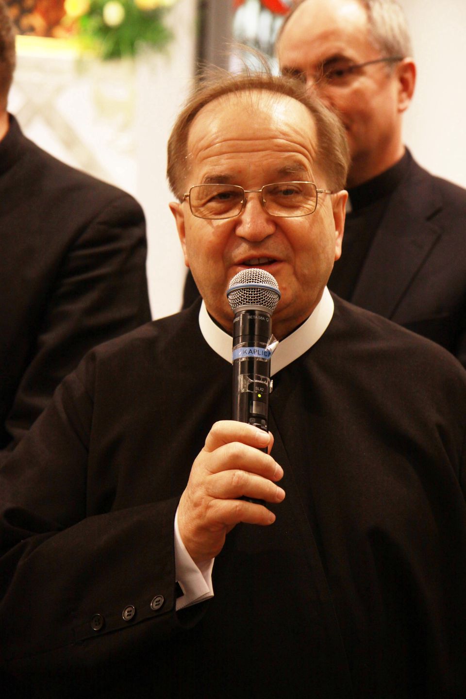 Tadeusz Rydzyk zamartwia się o młodych uczestników protestów