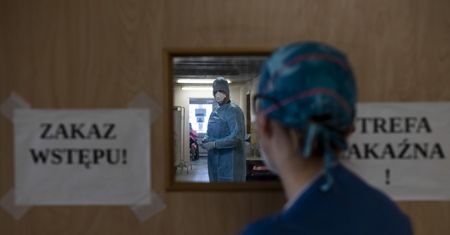 Koronawirus w Polsce. Ministerstwo Zdrowia informuje: nowe przypadki zakażonych i ofiary