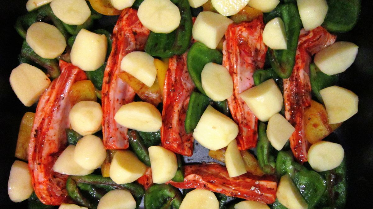 Surowe żeberka jagnięce (mięso i tłuszcz, II klasa mięsa)