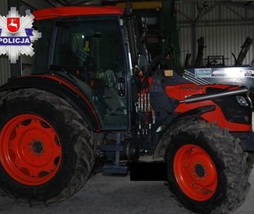 Mężczyzna, gdy cofał ciągnik nie zauważył syna