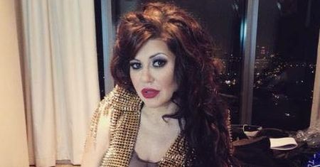 Ciężarna Iwona Wegrowska na planie teledysku w szpilkach