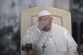 Papież Franciszek zmaga się z "chorobą zakonnic". Co to za schorzenie?