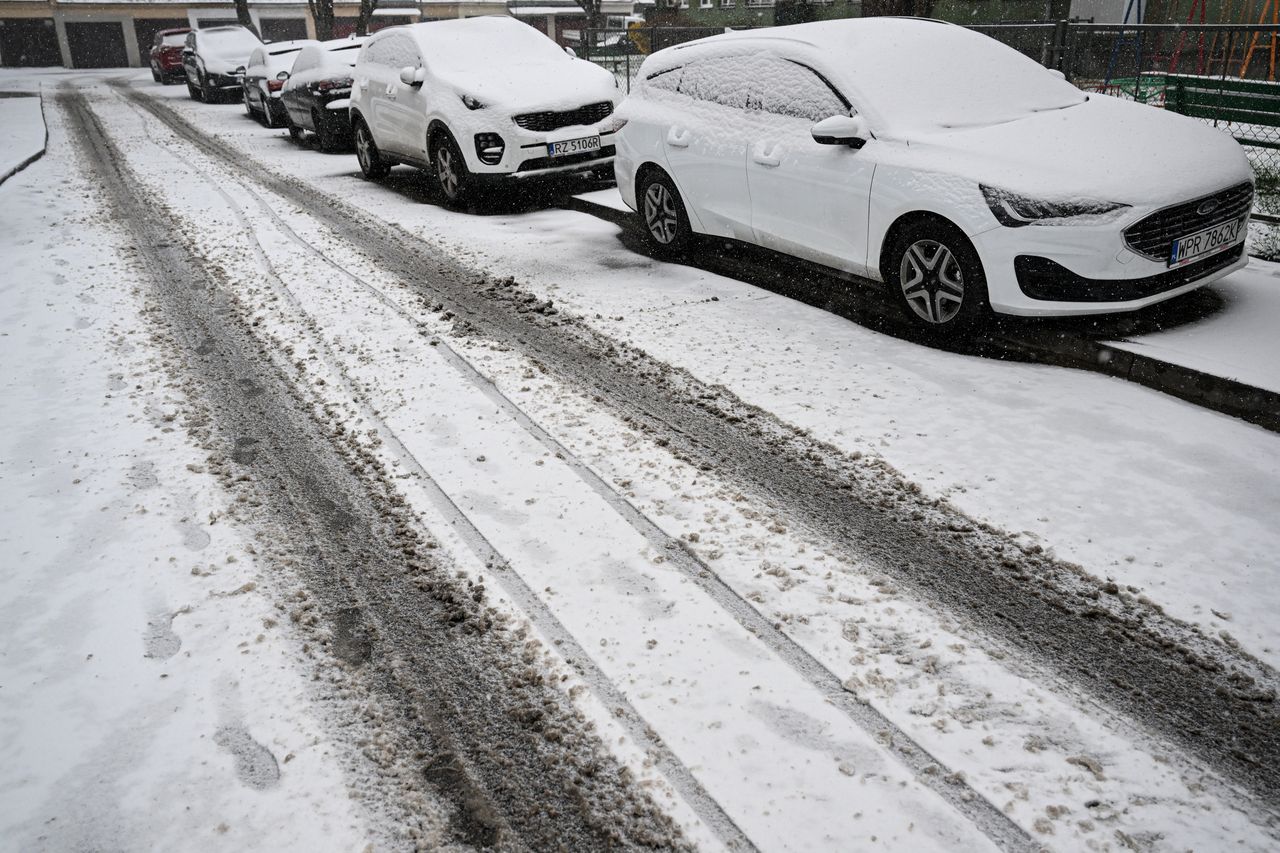 Pogoda na 10 dni. Synoptycy prognozują śnieg. Możliwe oblodzenia